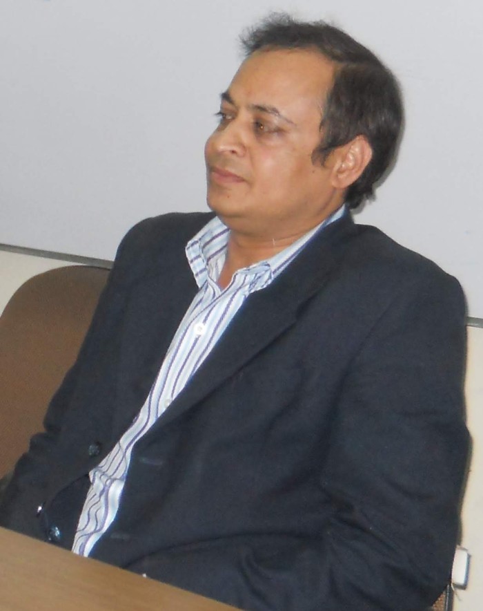 Dr Girish Goyal